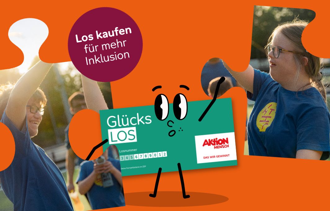 Zwei Puzzleteile mit dem Bild von fröhlich lachenden Jugendlichen im Sonnenschein, verbunden durch ein animiertes Glücks-Los. Dazu der Text: Los kaufen für mehr Inklusion